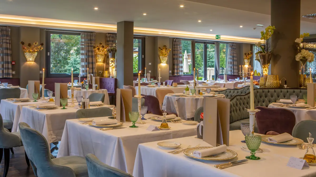 Hotel Spinale, Madonna Di Campiglio, Italy, Restaurant