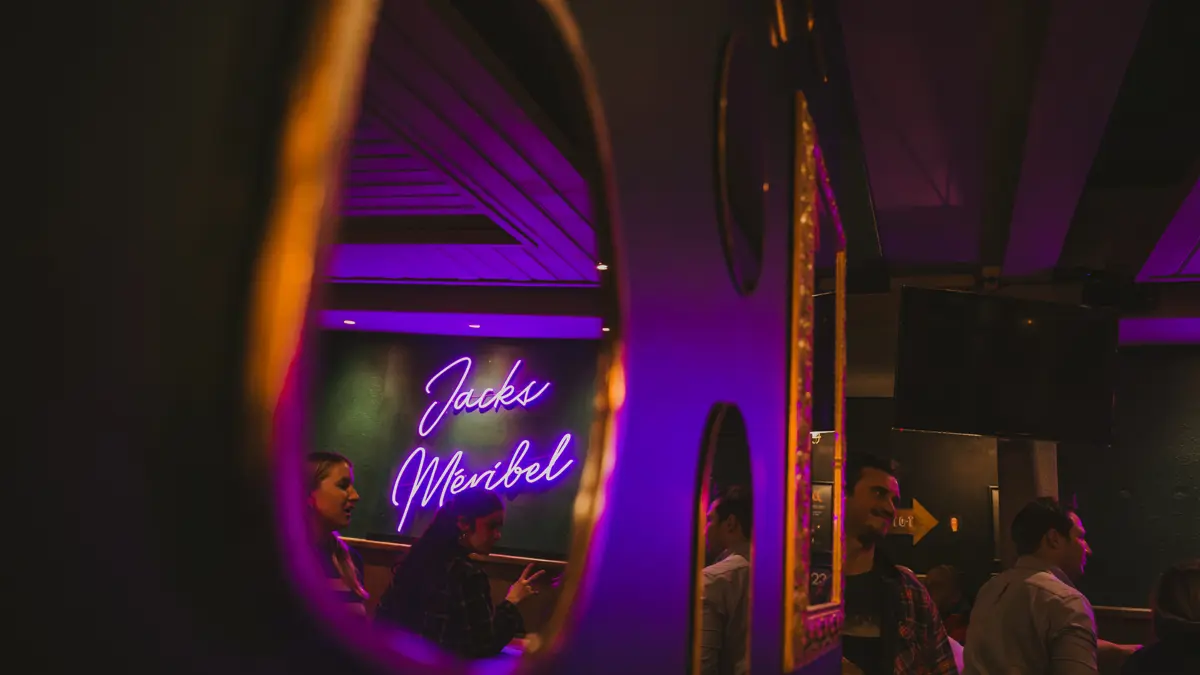 Hotel Les Grangettes Meribel Jacks Bar