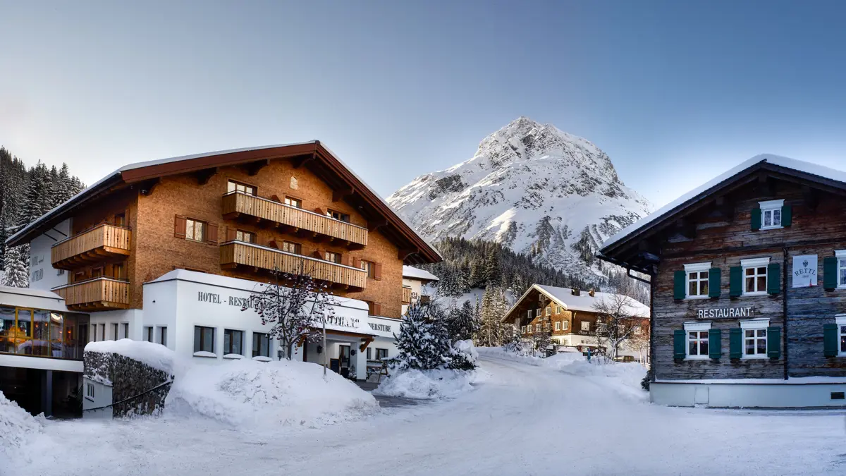 Hotel Gotthard Lech Exterior