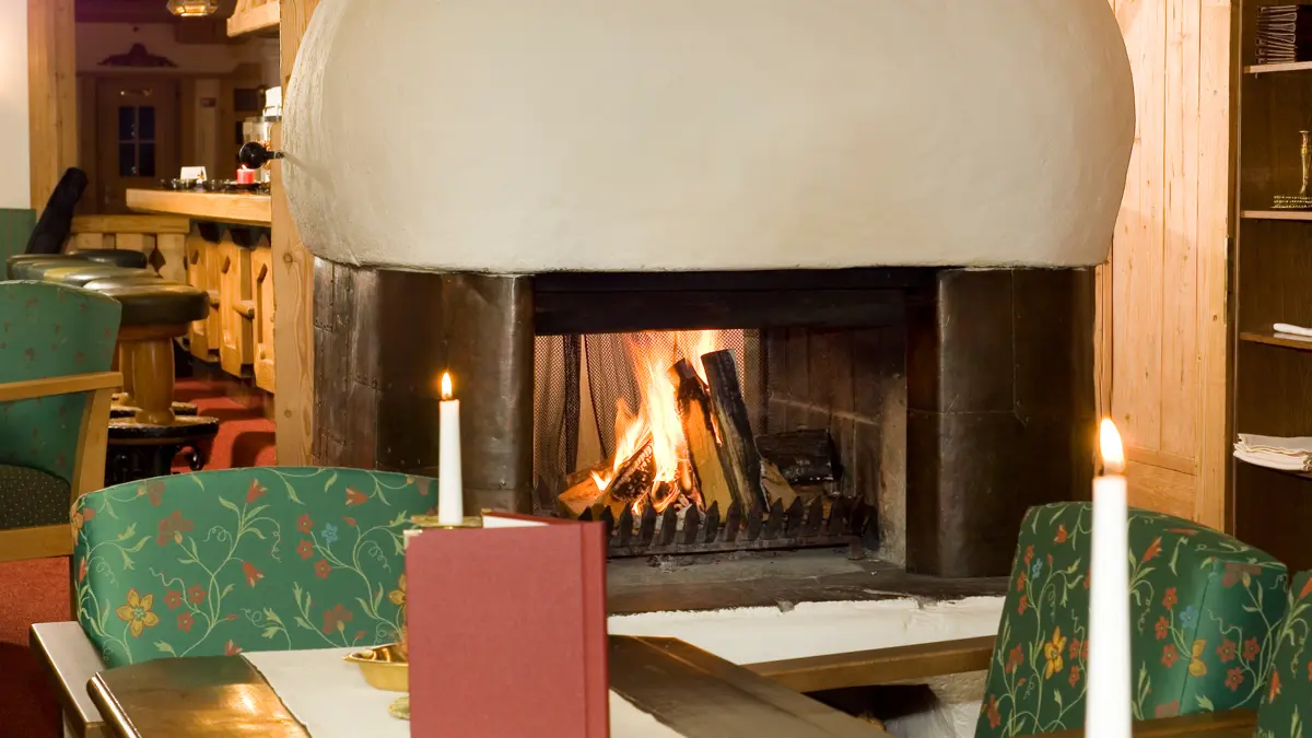 Alpenhotel Fernau Neustift Bar Area