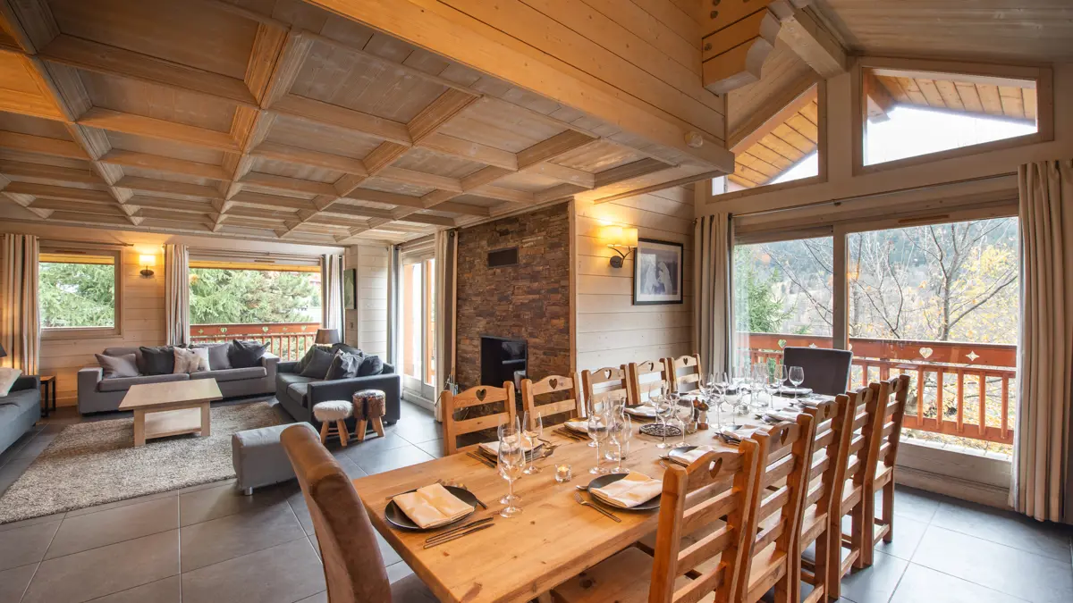 Chalet Le Cedre Blanc Meribel Dining Room Lounge