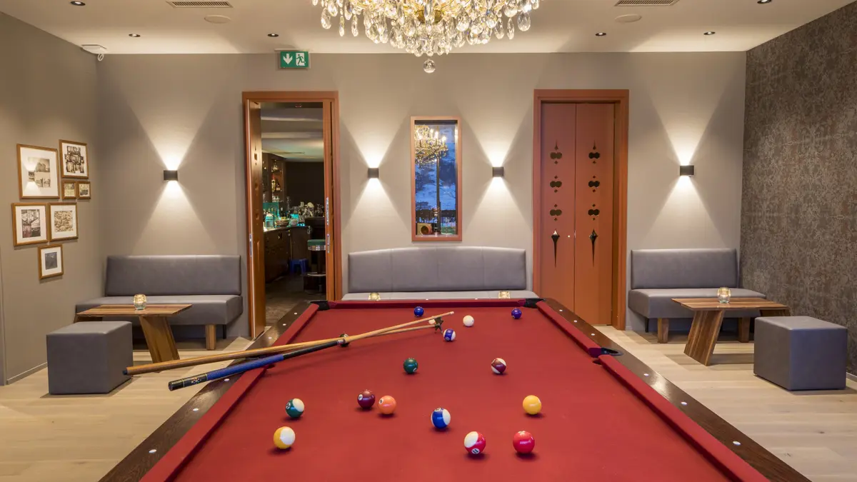 Hotel Belvedere Grindelwald Pool Table