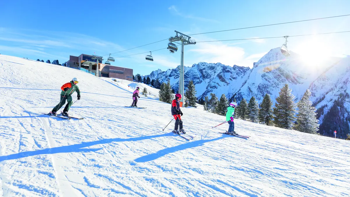 Mayrhofen Ski Resort Austria Family Ski Mayrhofner Bergbahnen