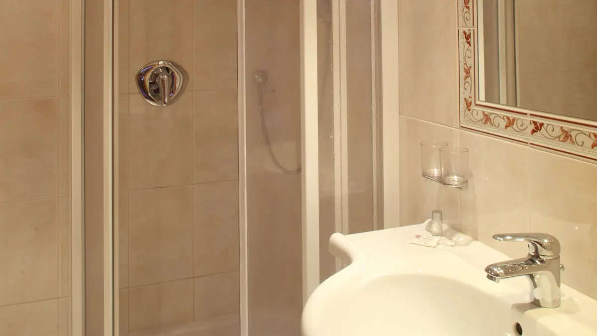 Haus Edelweiss Alpbach Bathroom