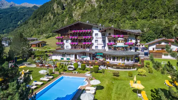 Alpenhotel Fernau Neustift Exterior And Outdoor Pool