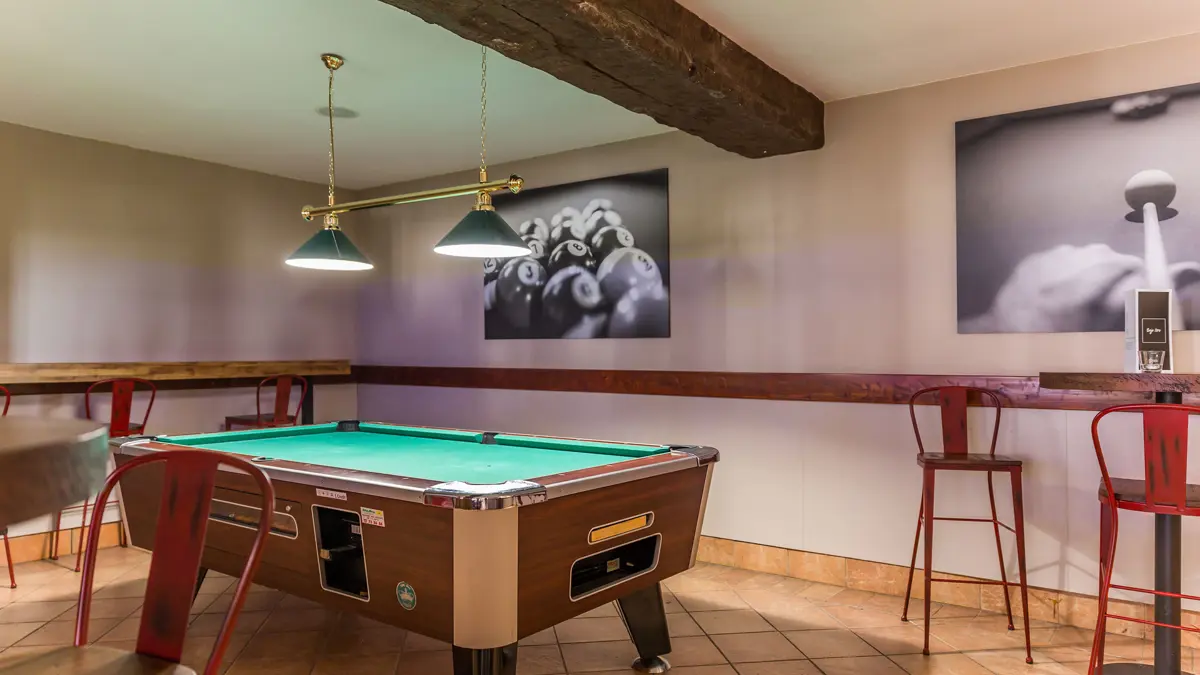 Grand Pas Hotel Pas De La Casa Pool Table