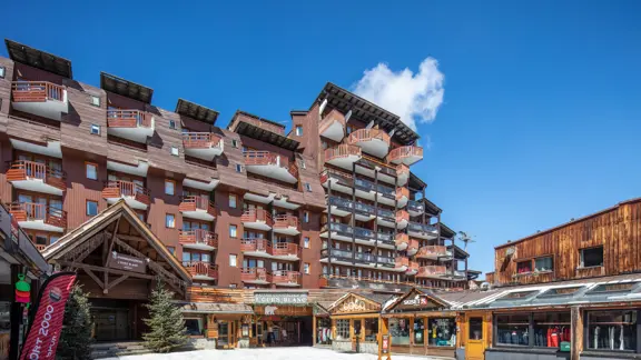 L'ours Blanc Apartments Alpe D'huez Exterior 2