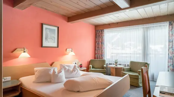 Deluxe Austrian twin