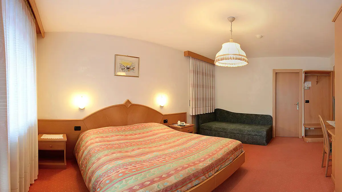 Hotel Dolomites Inn Val Di Fassa Penia Austrian Twin Classic Room 2