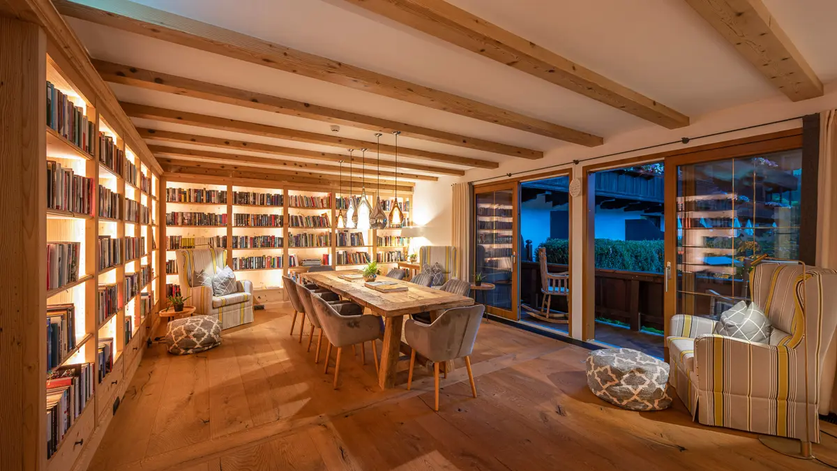 Hotel Boglerhof Alpbach Library