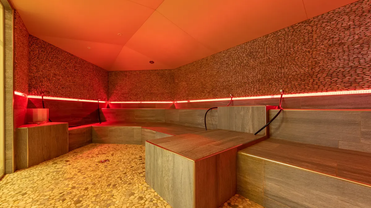 Sporthotel Strass Mayrhofen Steam Room Copyright Becknaphoto