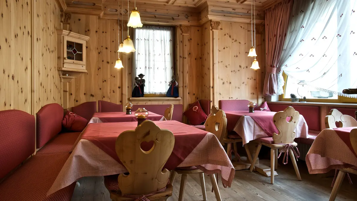 Inghams Italy Dolomites Arabba Hotel Garni Serena Restaurant