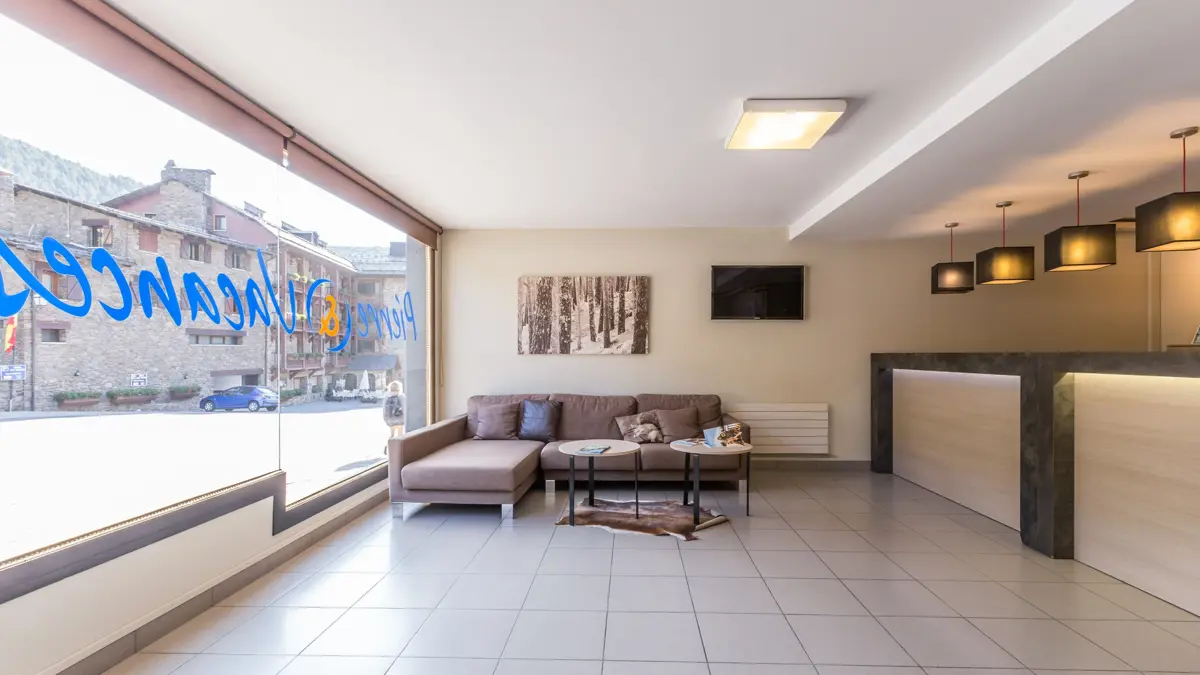 Residence Andorra Apartments El Tarter Soldeu Reception