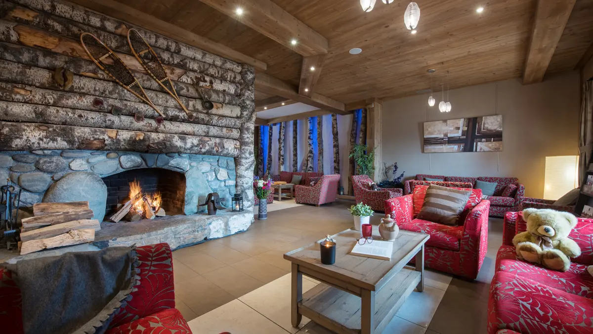 Residence Les Clarines Les Menuires Reception Lounge 2