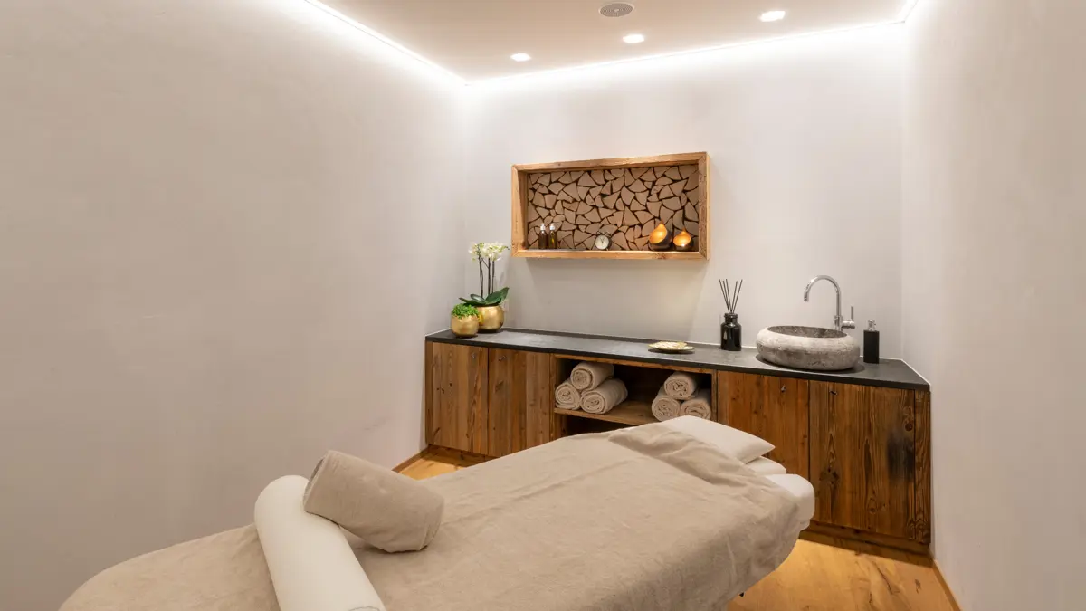 TITLIS Resort Engelberg .Massage Room