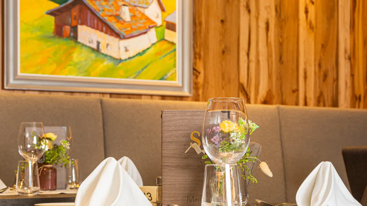 Aktivhotel Schweizerhof Kitzbuhel Dining Area