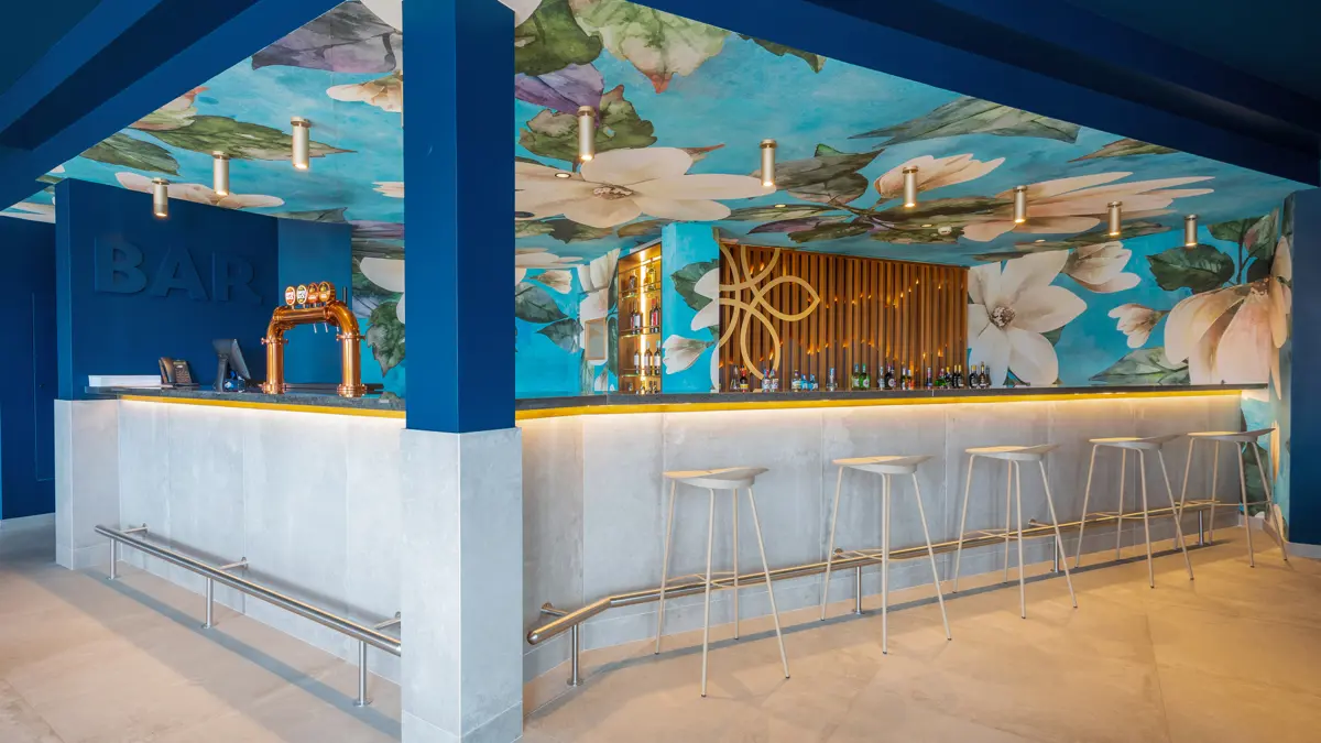 Galo Sol Canico Pool Bar