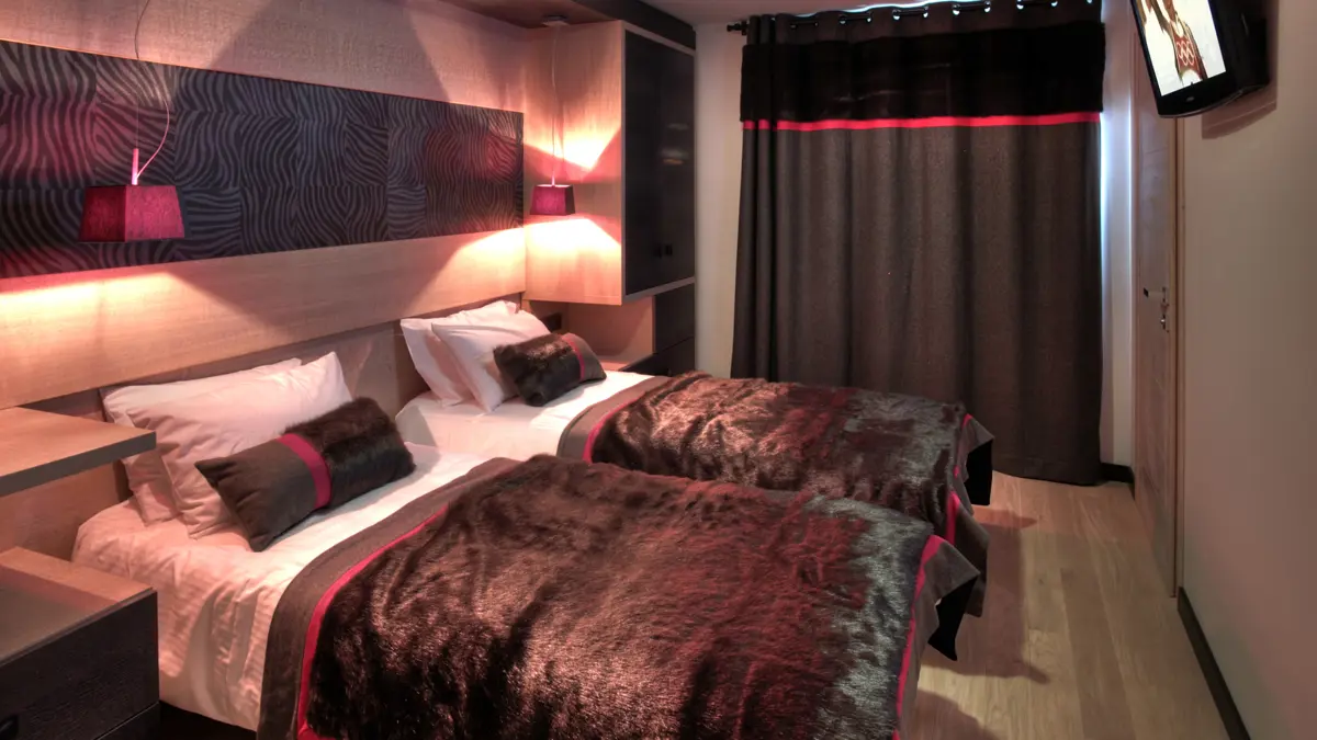 Residence Montana Plein Sud Val Thorens Typical Twin Bedroom Two Bedroo Apartment