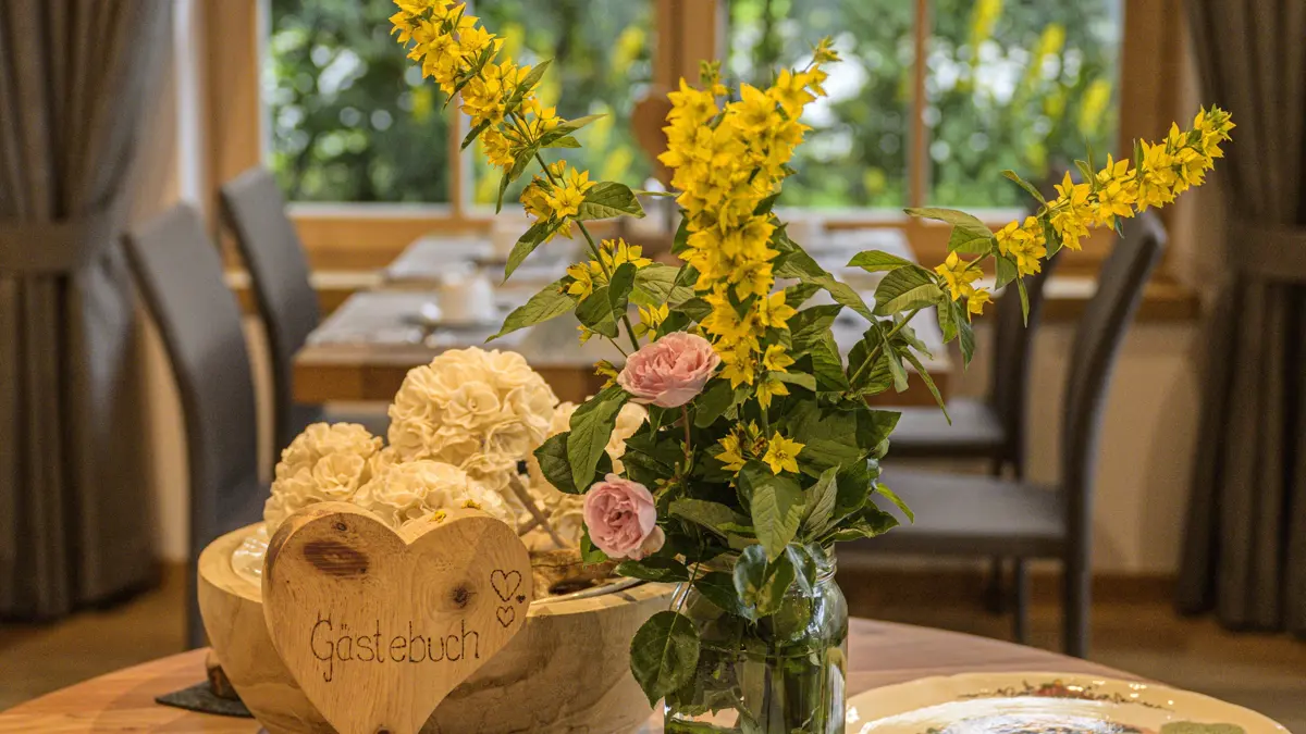 Hotel Flora Ellmau Dining Room (1)