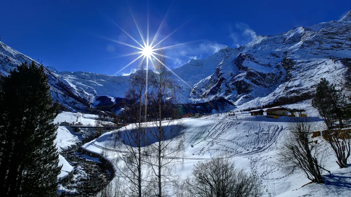 Hotel Bristol Saas Fee Winter View