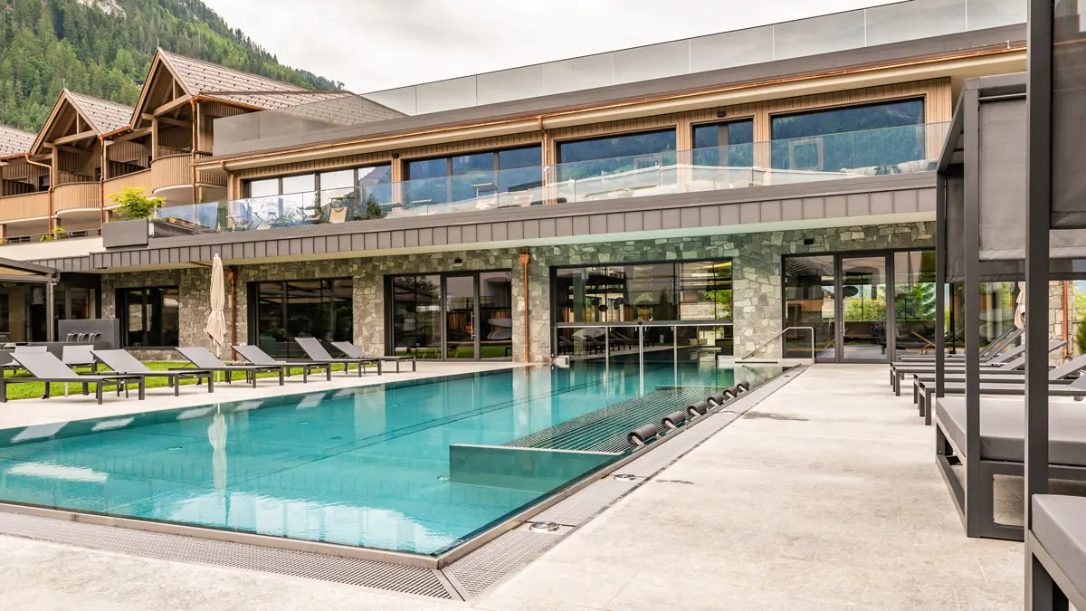 Hotel Berghof Mayrhofen Outdoor Swimming Pool