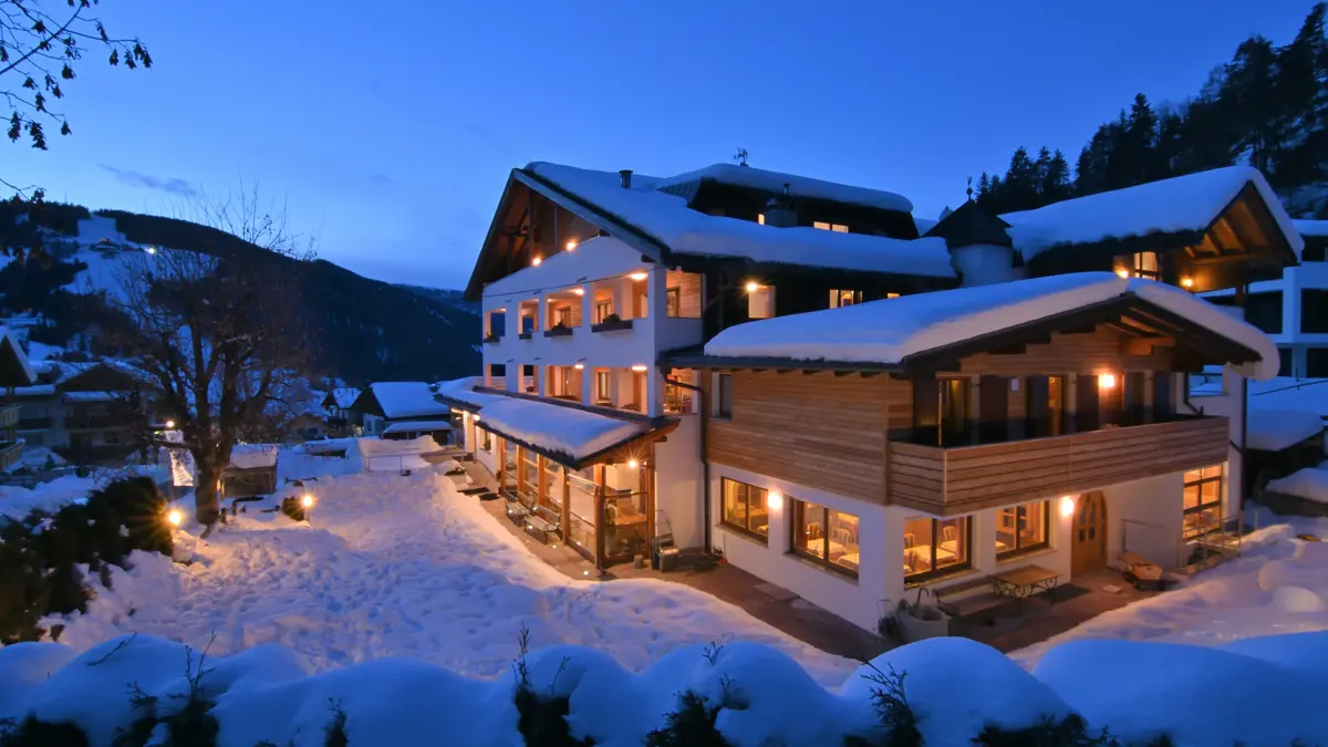 Inghams Italy Dolomites Kronplatz Hotel Monte Paraccia External 2