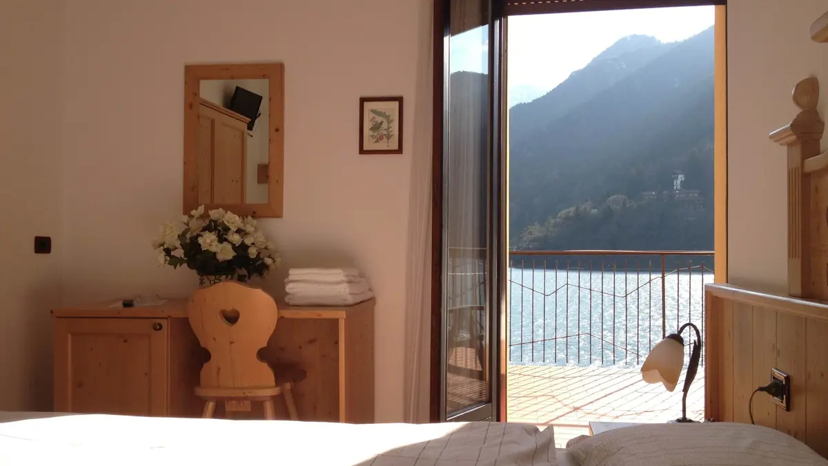 Hotel Mezzolago, Lake Ledro, Standard Lake View Room