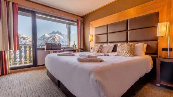 Superior south facing bedroom