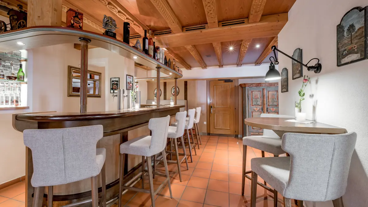 Hotel Solderhof Residenz Tamara Solden Bar Area (5)