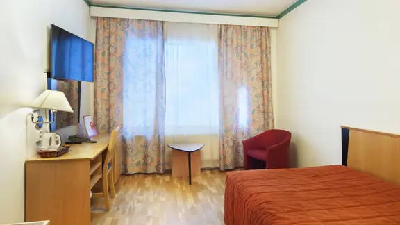 Economy twin room