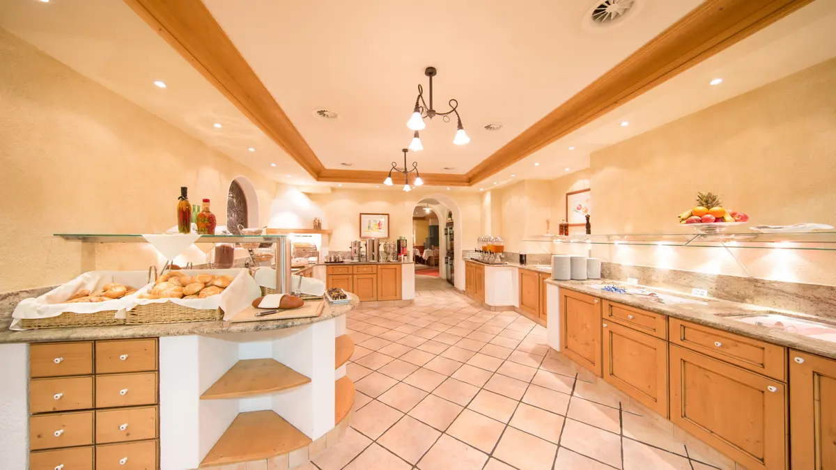 Hotel Riders In Solden Dining Room