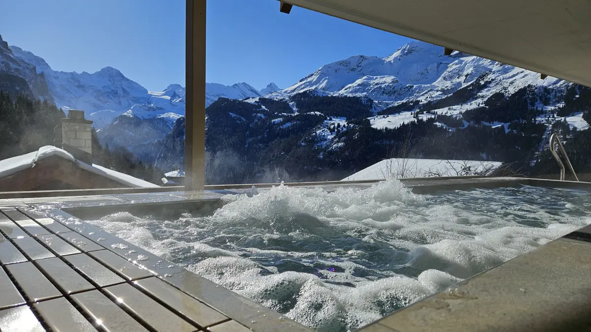 Hotel Caprice Wengen Jacuzzi (1)