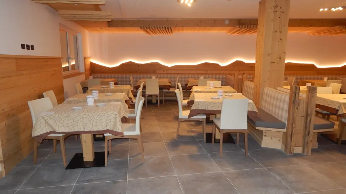 Hotel Canada Pinzolo Madonna Di Campiglio Restaurant