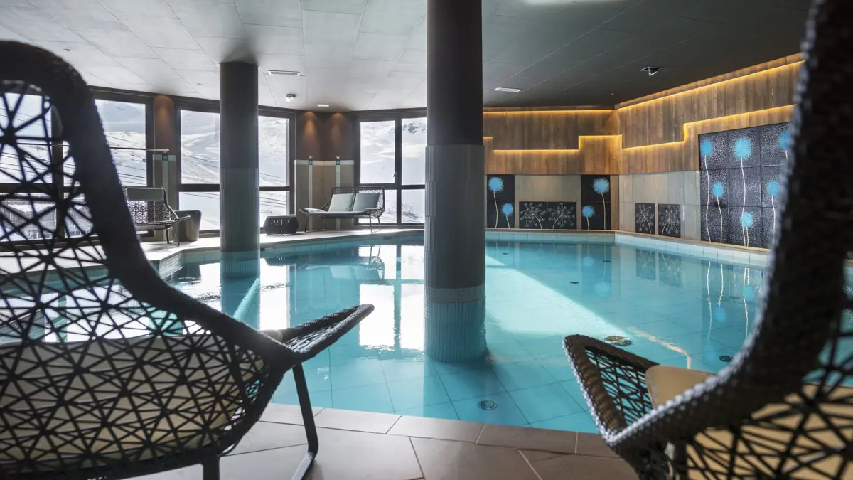 Hameau Du Kashmir Val Thorens Wellness Area Pool 2