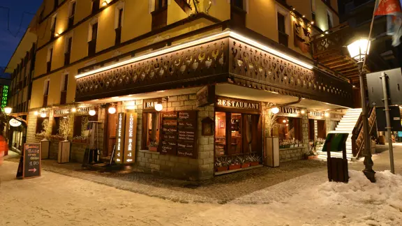 Italy Aosta Vally Cervinia Hotel Grivola Exterior