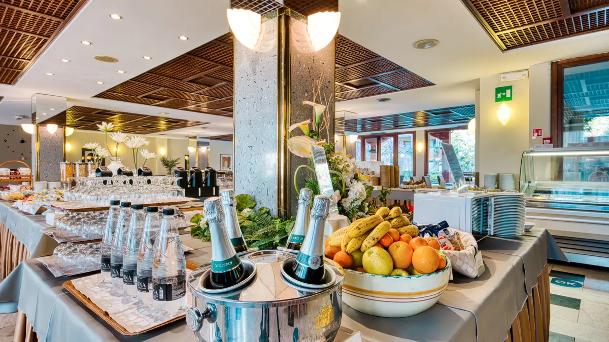 Park Hotel Gritti, Bardolino, Lake Garda, Breakfast Buffet