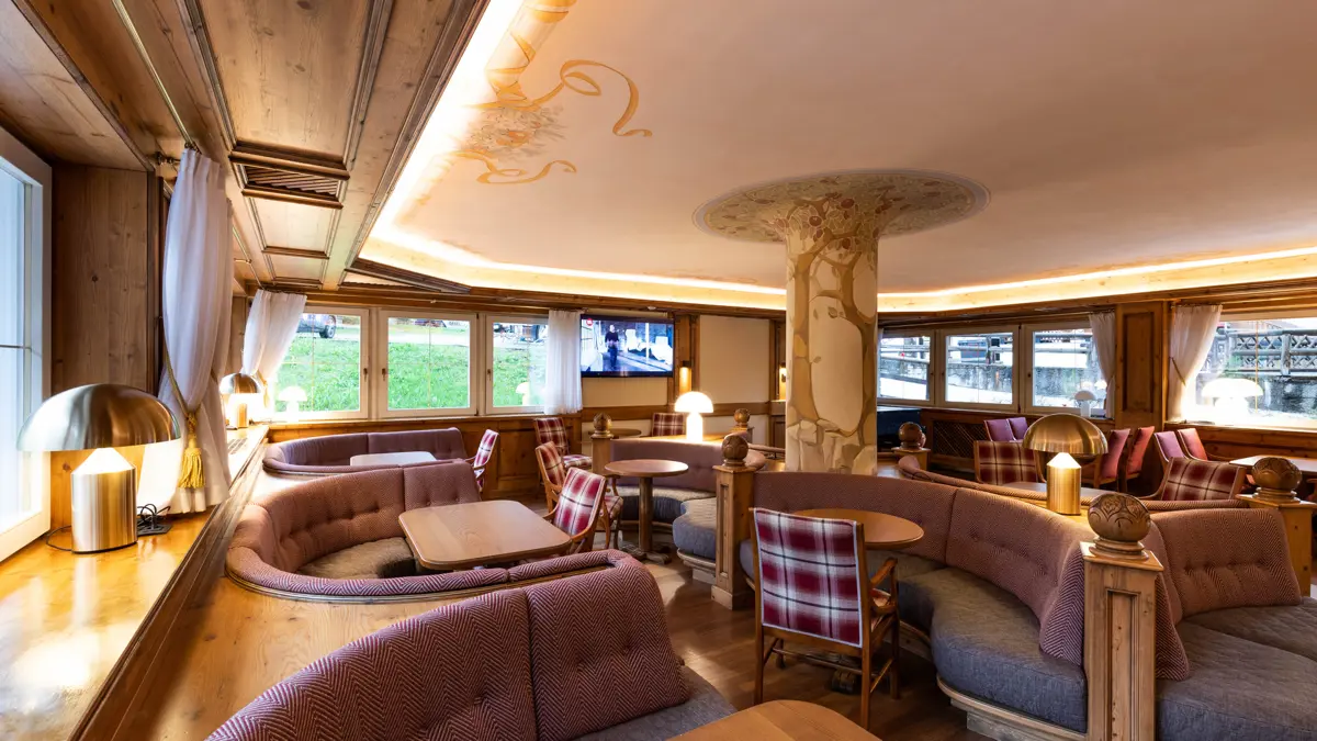 Inghams Italy Dolomites Canazei Hotel Medil Lounge
