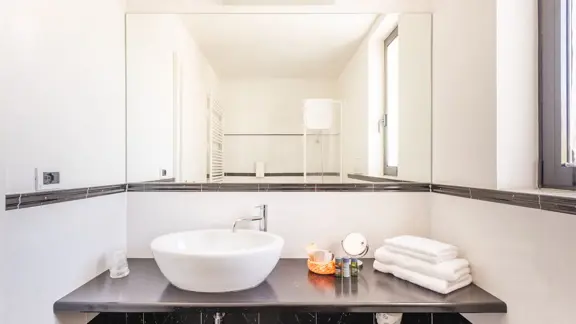 Standard Room Bathroom
