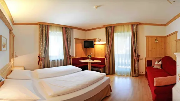 Senes comfort bedroom 