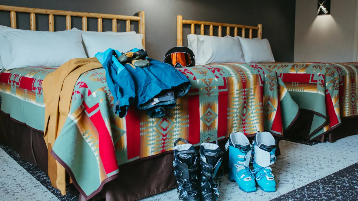 Brewsters Mountain Lodge Banff Standard Room