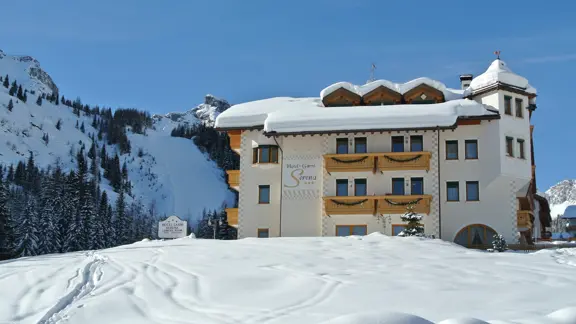 Inghams Italy Dolomites Arabba Hotel Garni Serena Exterior