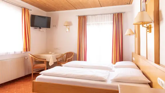 Standard double room