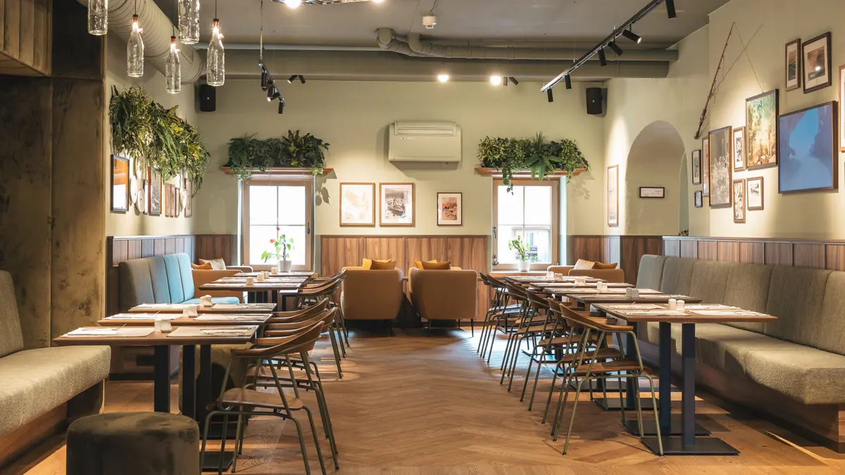 Hotel Fischerwirt Zell Am See Dining Room 2