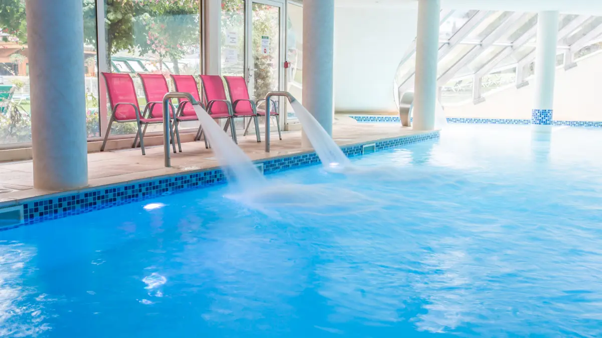 Hotel Le Cret Morzine Indoor Pool 2