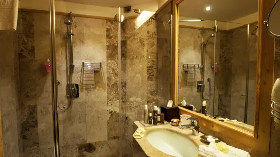 Classic Room Bathroom