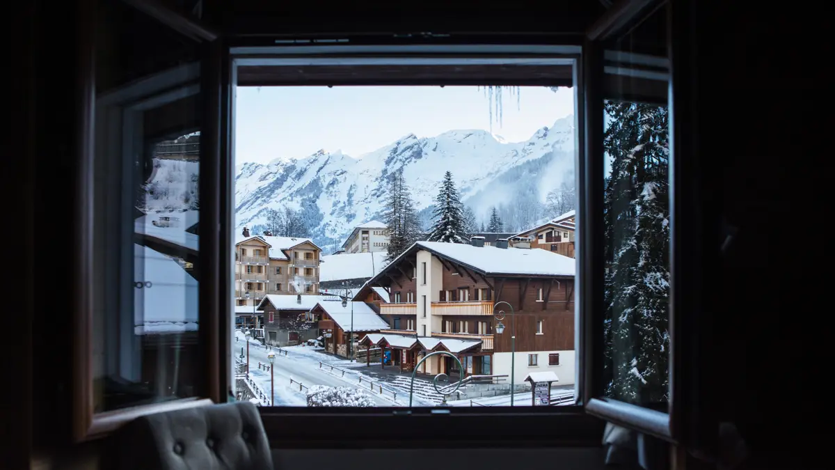 Hotel Christiania La Clusaz Double Bedroom View