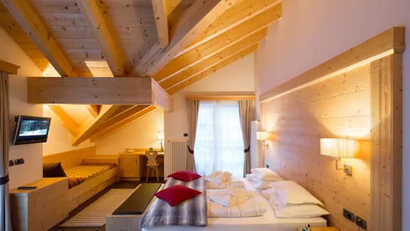 Dolomiti Bedroom