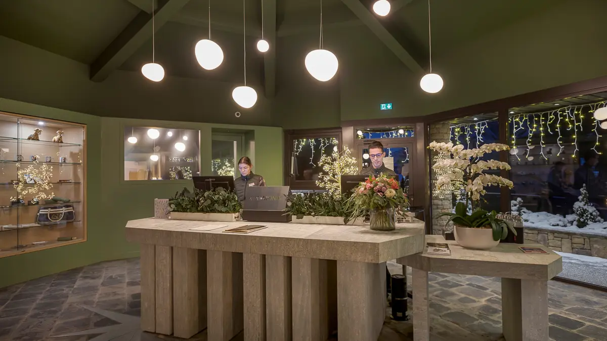 Hotel Lykke Chamonix Reception 1