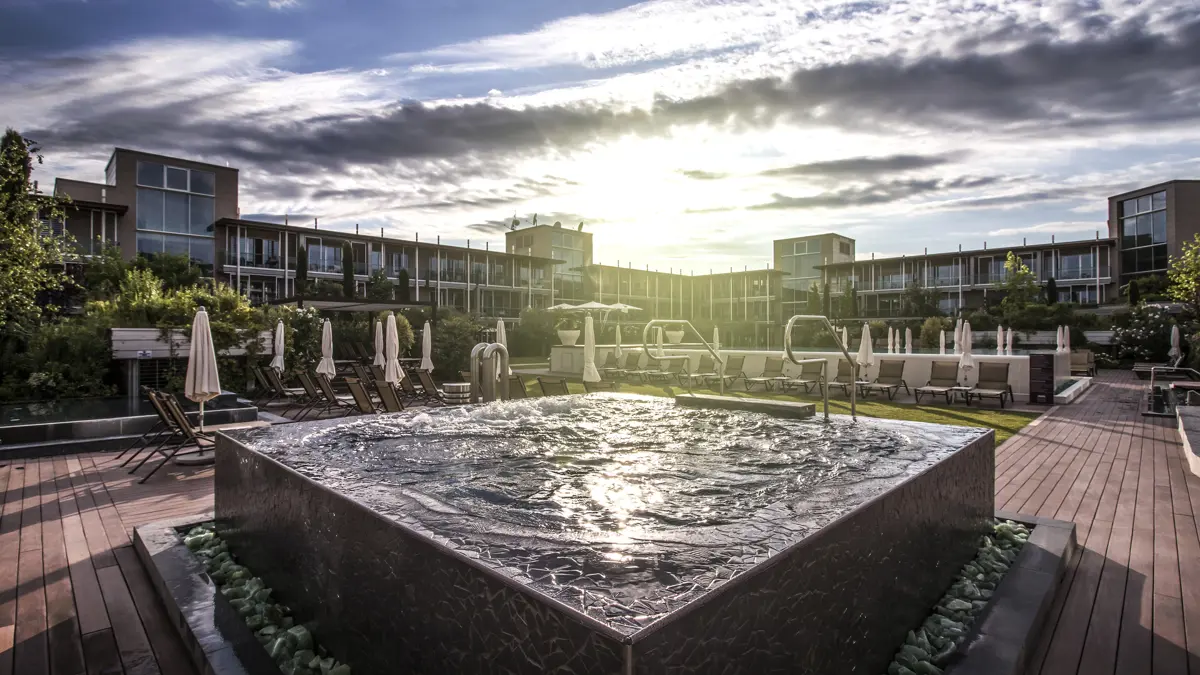 Aqualux Hotel Spa And Suite Bardolino Lake Garda Exterior (3)