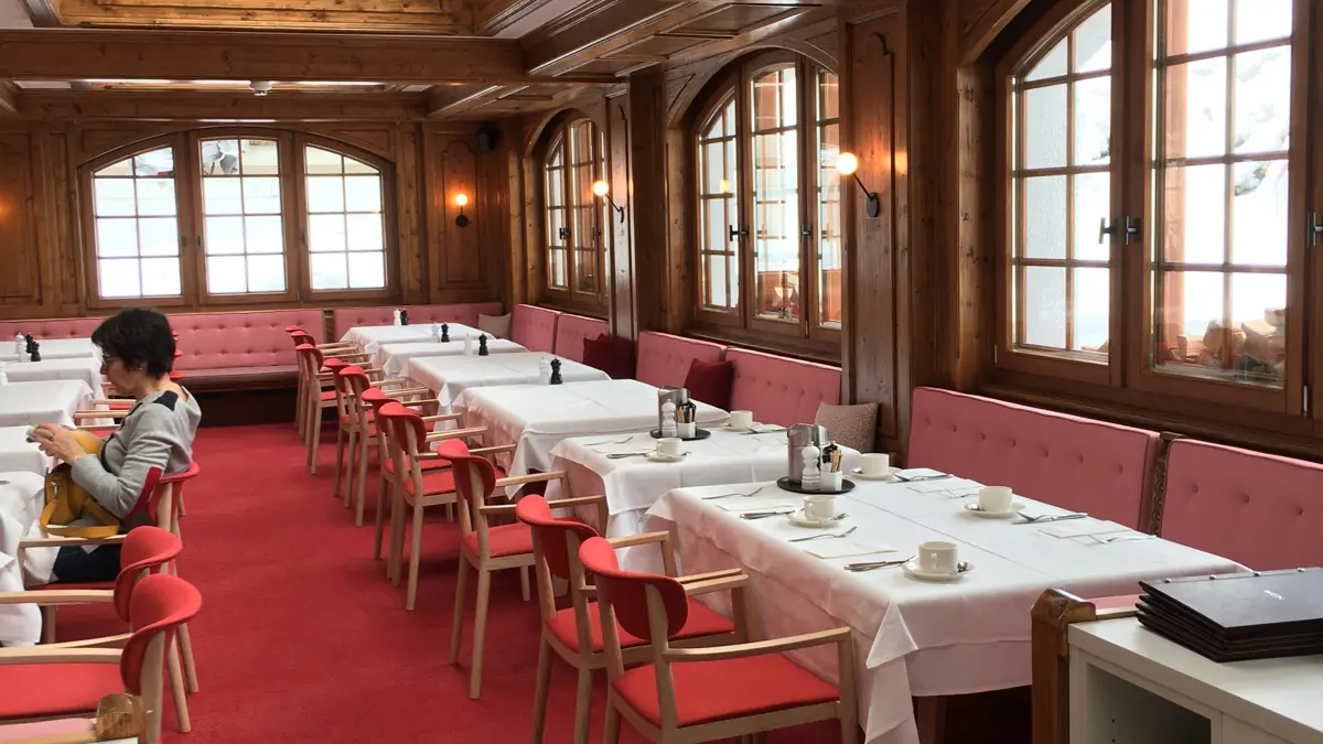 Hotel National Zermatt Dining Area